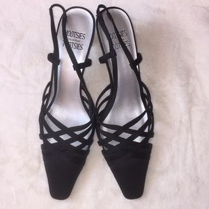 Mootsies Tootsies Black strappy heel…